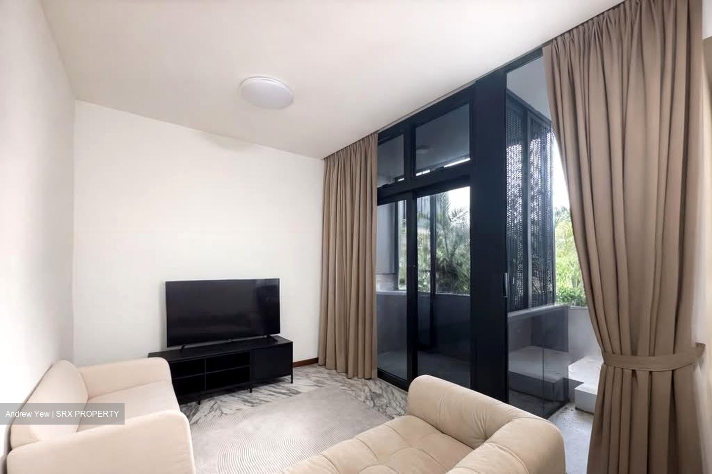 Van Holland (D10), Condominium #574411991